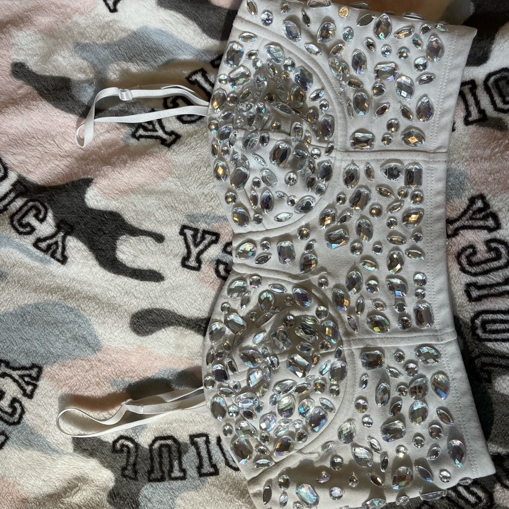 crop top with diamonds